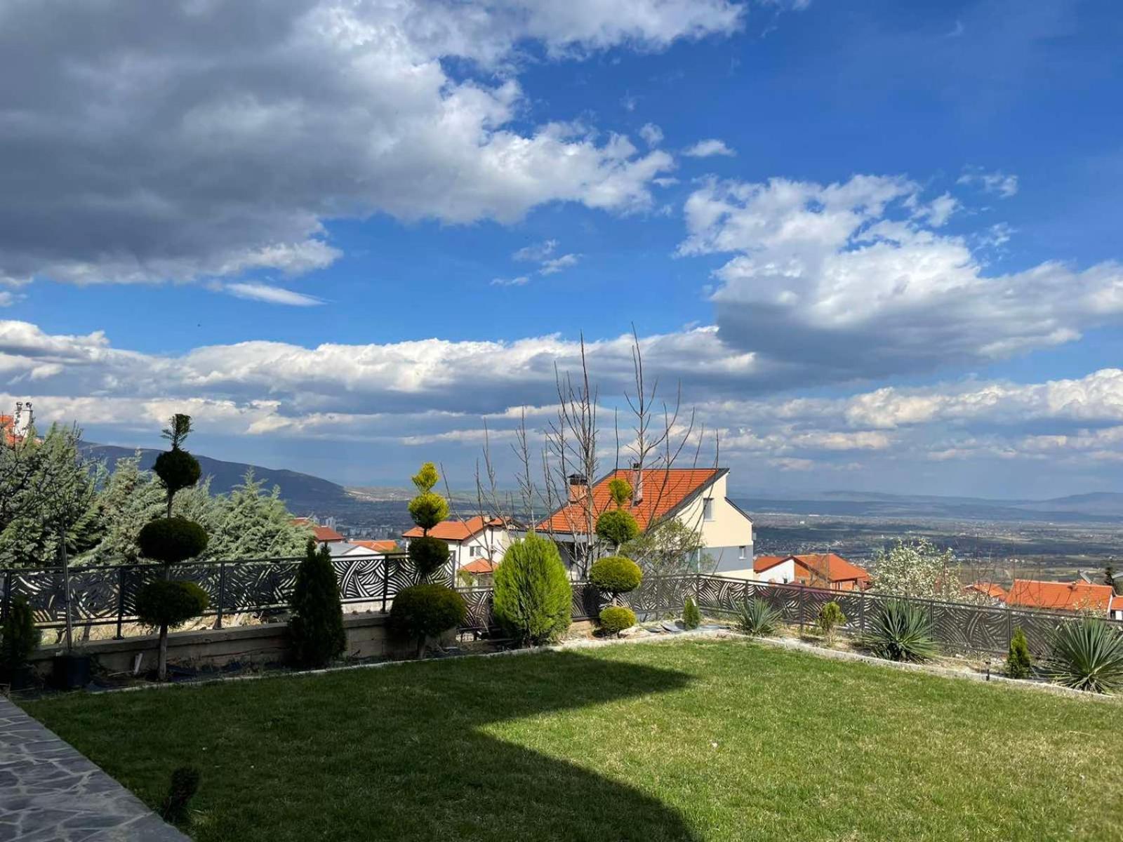 City View Apartment Скопие Екстериор снимка